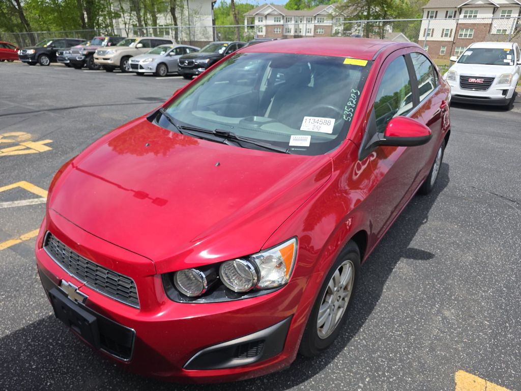 2016 Chevrolet Sonic LT - Photo 8