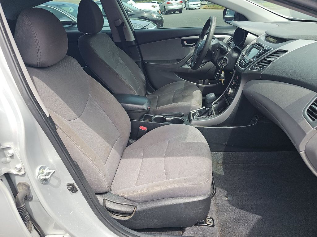 2015 Hyundai Elantra SE - Photo 14